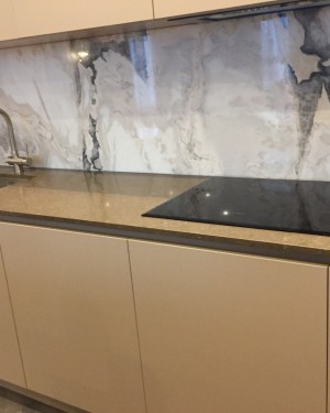 Стільниці з кварцевого каменю Vicostone BQ8435