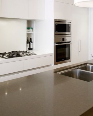 Стільниці з кварцевого каменю Vicostone BS120 Стільниці з кварцевого каменю Vicostone BS120