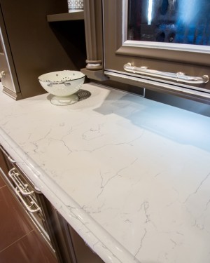 Стільниці з кварцевого каменю Vicostone BQ8440